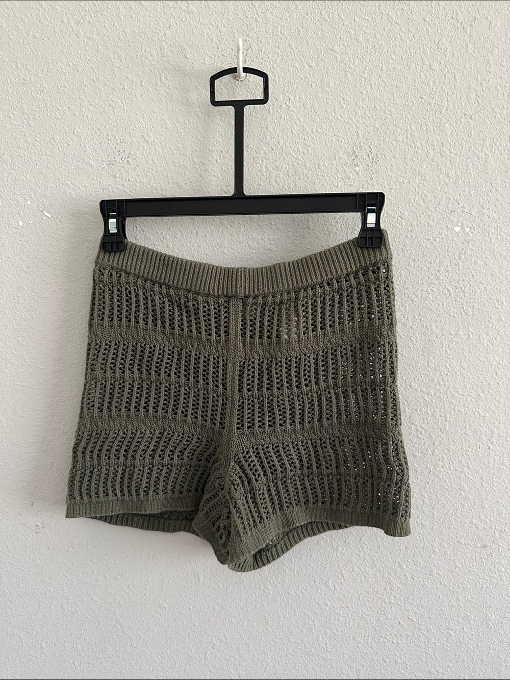 Aerie crochet olive green shorts xs